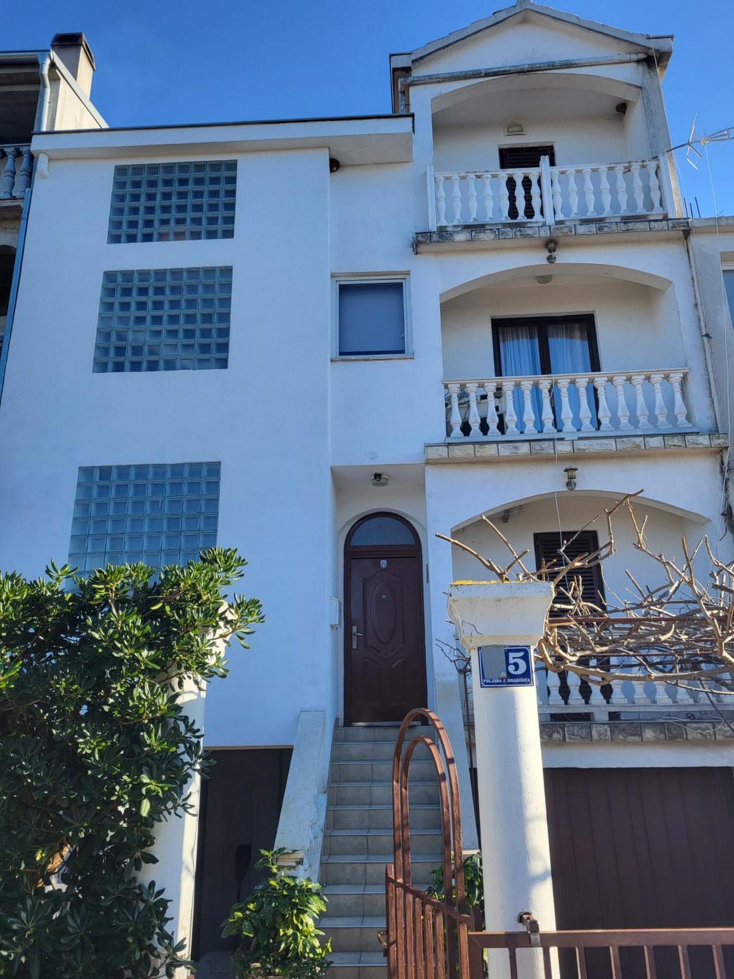 Apartman Rosa 扎达尔 外观 照片